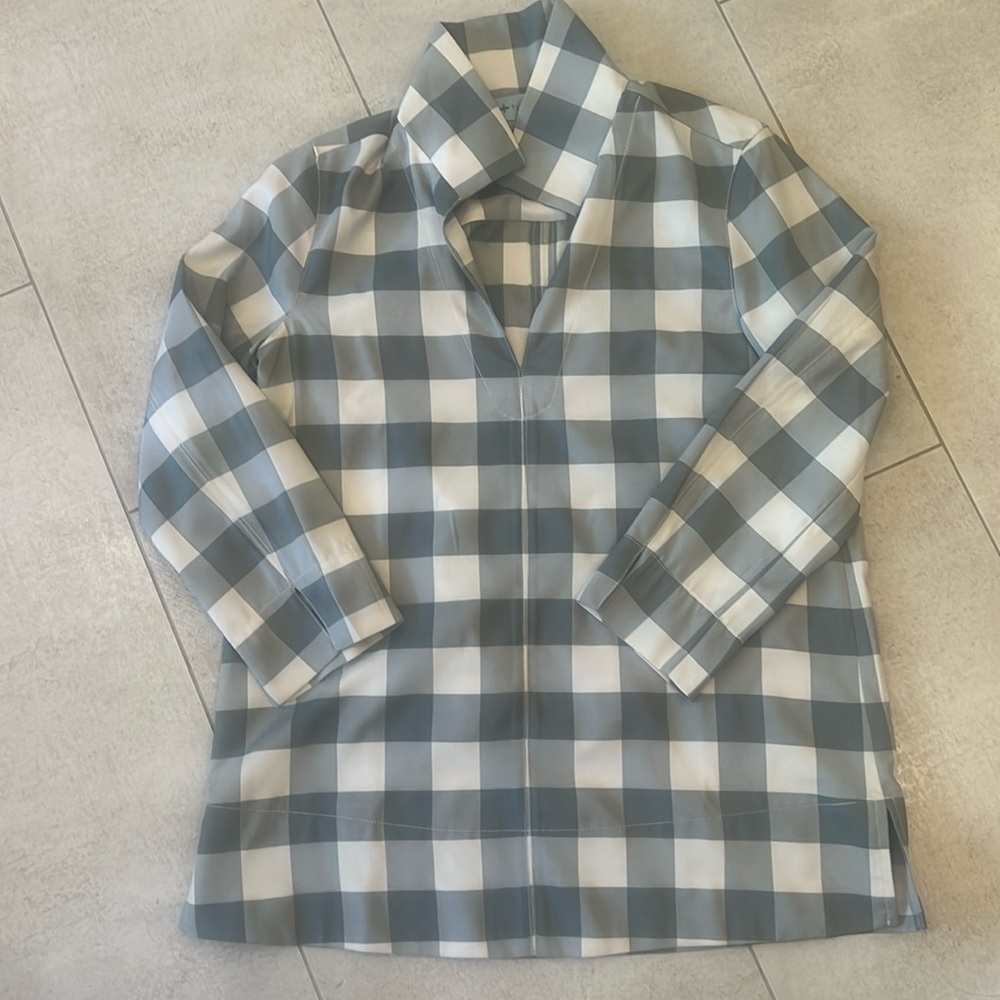 Tuckernuck “Margot” Top in “Sage Gingham” print.  Size XS.
